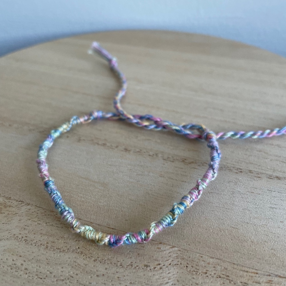 10/$25 Enola Woven Bracelet